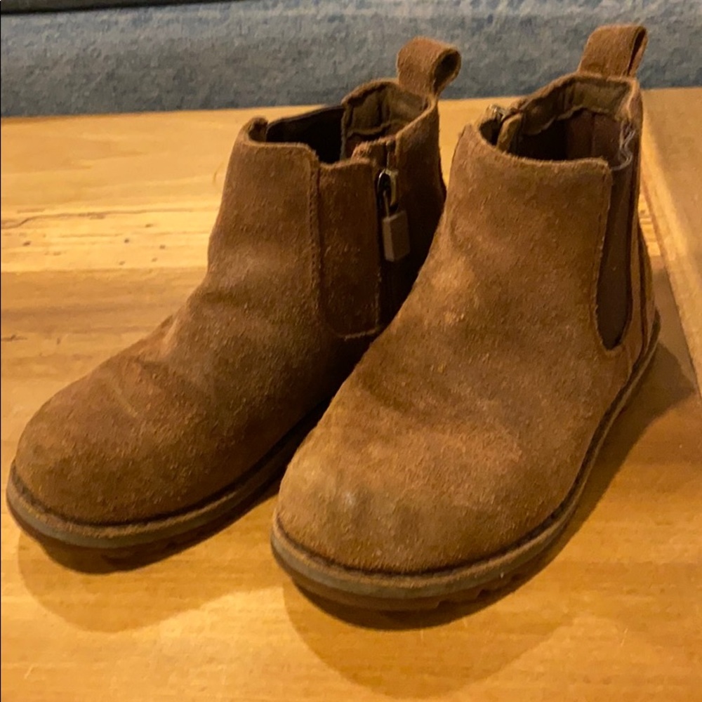 UGG Callum waterproof suede boot
